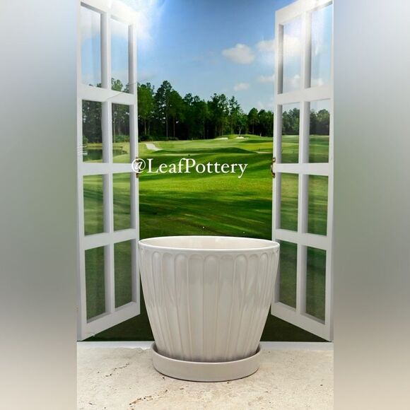 Pancho White Ceramic Planter Pot with Saucer Attached - Picture 6 of 9